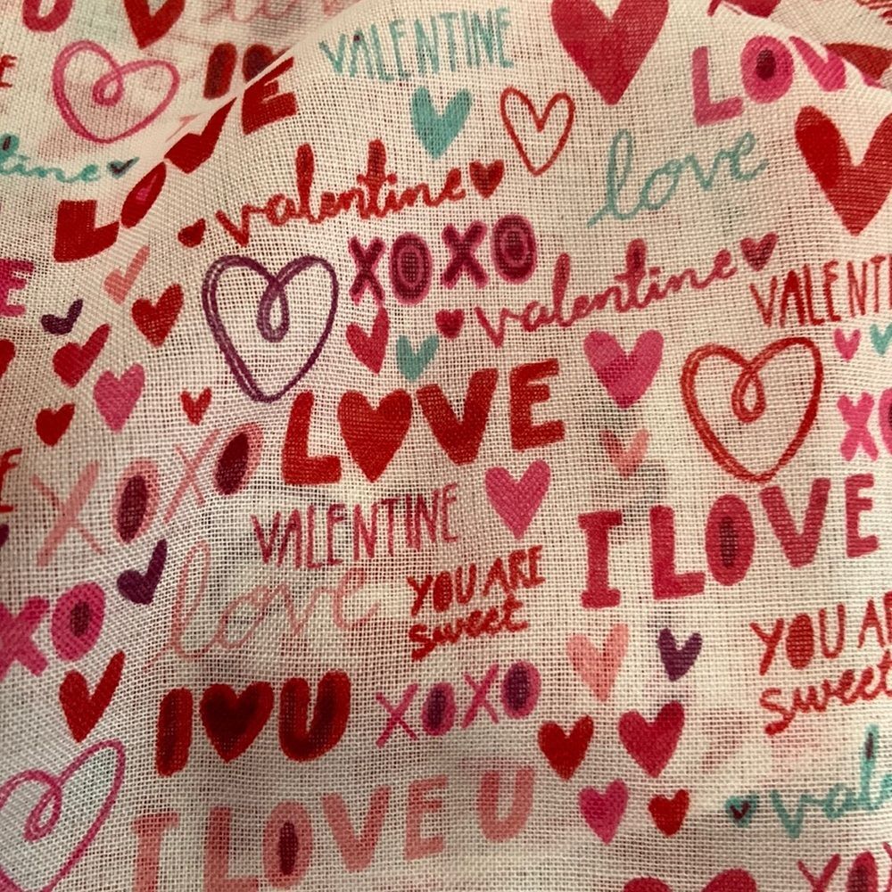 Valentine’s Day scarf